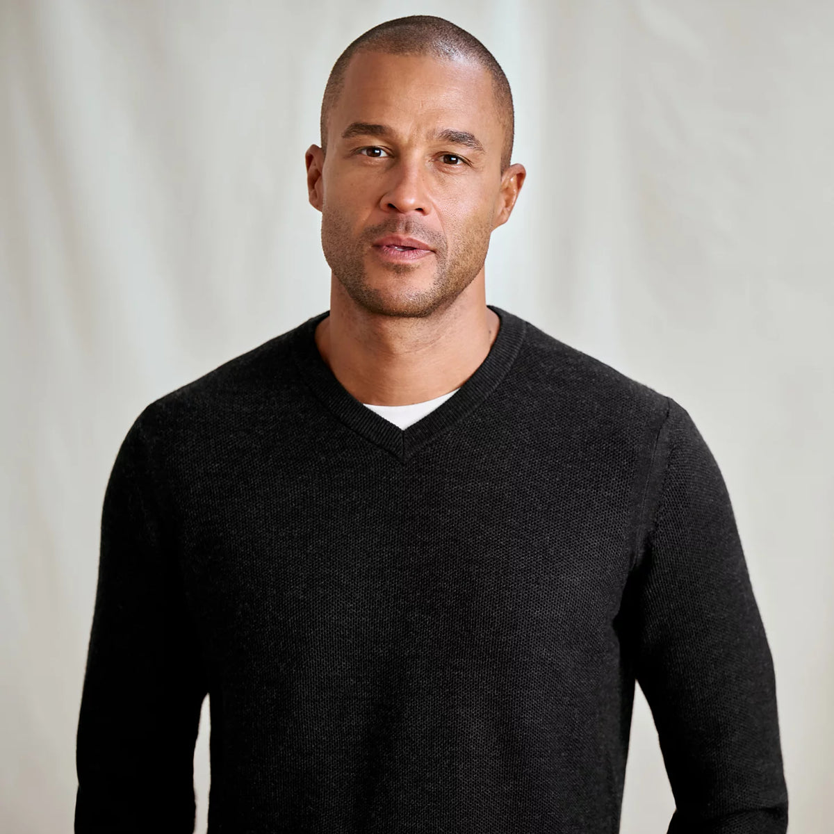 Merino Piqué V-Neck Sweater - Orvis Signature