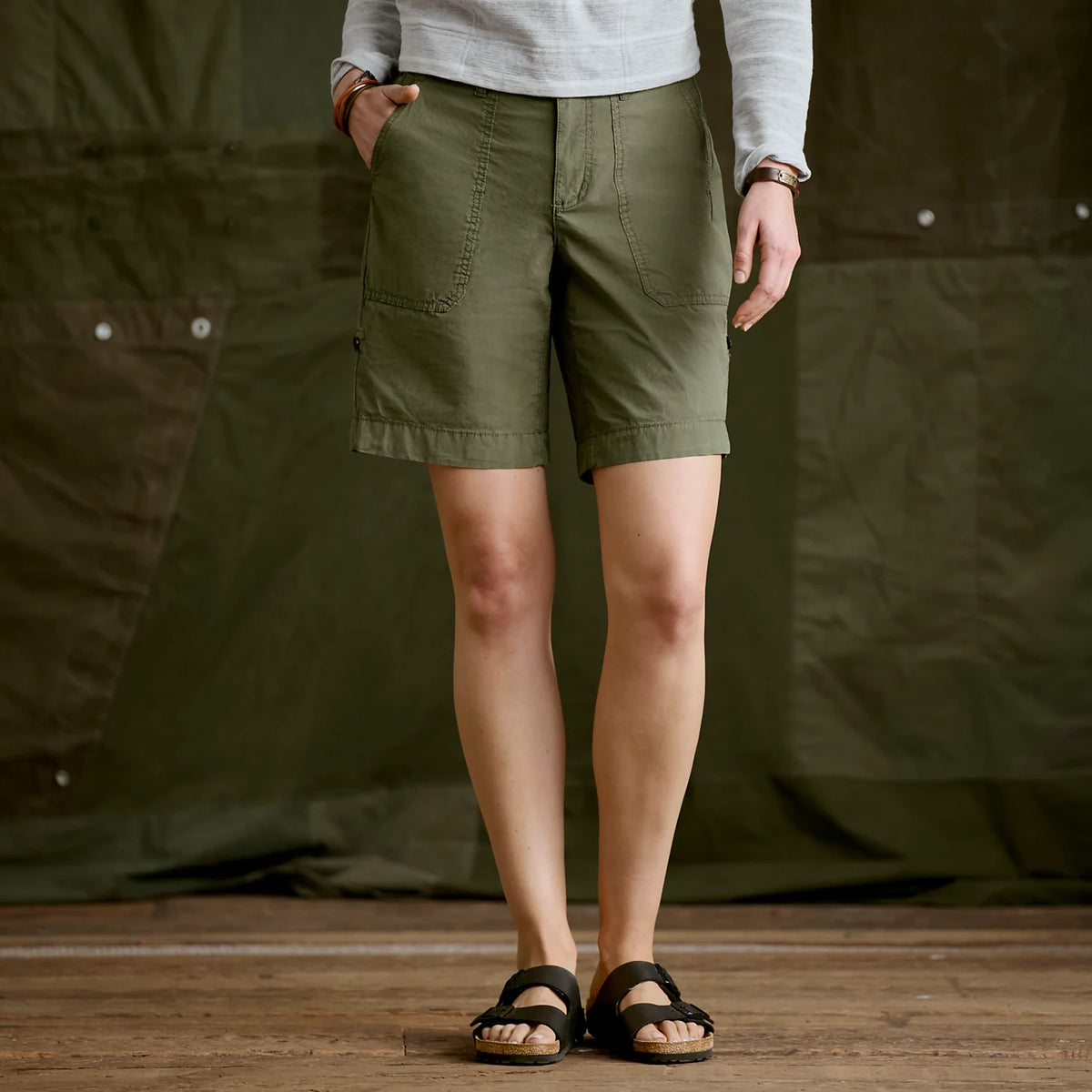 Women's 1856 Stretch Poplin 9" Utility Shorts - Orvis Special Offer