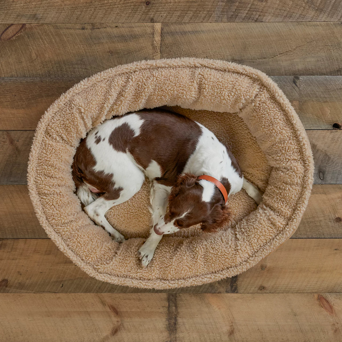 Orvis ComfortFill-Eco™ Wraparound Dog Bed with Fleece - Orvis Customer Favorite